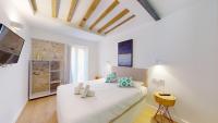 Appartamento Attico con 2 Camere da Letto e Terrazza Privata