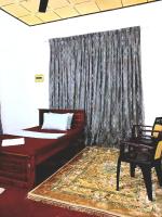 Habitación compartida de 4 camas para hombres