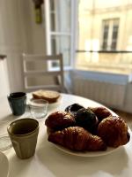 La Petite Paroisse Classé 3 étoiles Elégant & Proche Marché - B&B Versailles