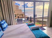 Celestial Shore- Perfect Getaway on the Beach - Ferienwohnung eMdloti