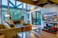 Greystone Lodge 412 Renovated - B&B Whistler