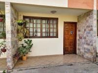 Casa de 2 Suítes com Internet Rápida e Comodidades - B&B