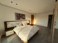Skyline 3BR Apartment with Expansive Private Terrace - Families Only - Chambres d’hôtes Tanger