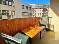 La Tour - Tout confort - Hypercentre - Balcon #SirDest - B&B Franconville