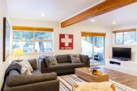 Ski in Out, Great Location, Free Shuttle Bus - B&B