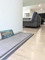 Home with Golf Course Frontage ! - B&B