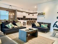 Luxury 6 Bedroom 5 bath poolHome 214 - B&B Orlando