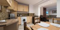 White Home Apartment - B&B
