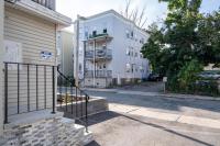 Stylish 4BR Boston, Pet-Friendly near Savin Hill, I-93 & Red Line 30-1 - B&B Boston