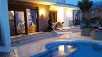 Villa Perla with Sea View - Bed and Breakfast