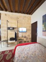 Charles V Flat Ground Floor - B&B