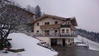 Appartamento con 2 Camere da Letto e con Vista Montagna