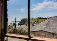 Mona's Cottage - Private Parking, Sea Views, Garden & Close To Harbour & Beach - Chambres d’hôtes