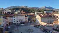 Vue imprenable centre ville - B&B