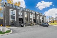 Cozy 2BR Family Friendly Suite Located Just 5 Mins Away From Niagara Falls - Ferienwohnung