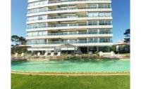 Apartamento de 1 Dormitorio con balcón y vistas a la ciudad