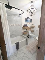 Luxury Cabin in The Country With King Bed and Loft #1 - B&B Point