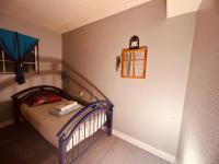 Single Bed in Mixed Dormitory Room
