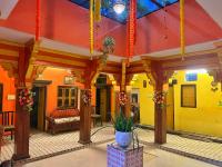 Home Stay Suraj Inn - B&B
