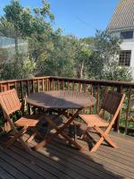 Two Palms Cottage - Bed and Breakfast