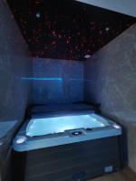 L'étoilé Strasbourg Jacuzzi Détente & Confort - B&B