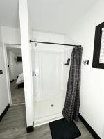 Fully Renovated Modern 4Bedroom 3Bath Home Close to Downtown Cleveland Fully Furnished - Ferienwohnung
