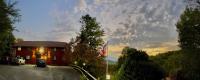 Cozy Fires & Mountain Views, Your Smoky Mountain Escape - B&B