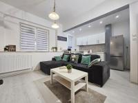 White Apartment By Hilton II - B&B