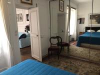 Le 35 rue Coquillière with airport pick-up service - B&B