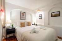 Loft d Exception au Pied des Champs-Élysées - B&B París