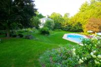 Suite Junior con vistas a la piscina 