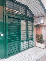 Modern Downtown studio walking to Atocha - B&B Madrid
