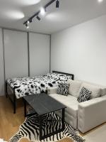 Y apartman Zvezdara - B&B