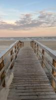 Apartamento 4 quadras do mar! - Bed and Breakfast