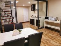 NEW! KG home 3 Bedrooms/ Free Wi-Fi - B&B Bangkok