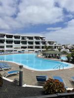 Casahost Bastian Boutique Lanzarote - B&B Costa Teguise