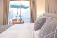 Two-Bedroom Deluxe Apartment with Balcony