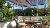 Chambre calme ouvrant sur magnifique rooftop - Bed and Breakfast