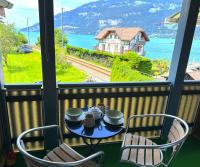 SwissHut Stunning Views Alps Lake - Studio Du Lac - B&B
