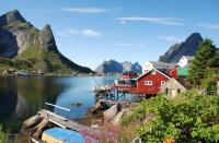 Reine Retro Villa - Cozy Villa With a Fantastic View - B&B Reine