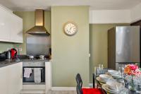 Large House with Parking and Garden - Sleeps 7 - B&B Maidstone