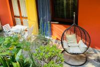 One-Bedroom Apartment with Garden