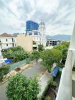 Biệt thự phố, hồ bơi - B&B Nha Trang