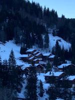 Everest Appt 6 pers ski aux pieds - B&B La Clusaz