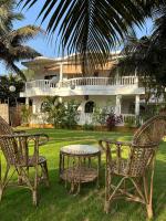 SOLS Backyard - B&B Arambol