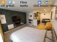 Studio Autonome Cosy à Paris CDG - B&B