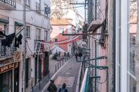 Aquilla's Alfama Apartment by Mycelia - B&B Lisbona