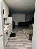 Studio Apartment with Queen Bed