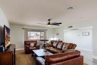 HavaLowKey Stay BBQ Comfort Clean Parking - B&B Lake Havasu City