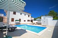 Dario - Apartment MALI - MPolo - B&B Medulin